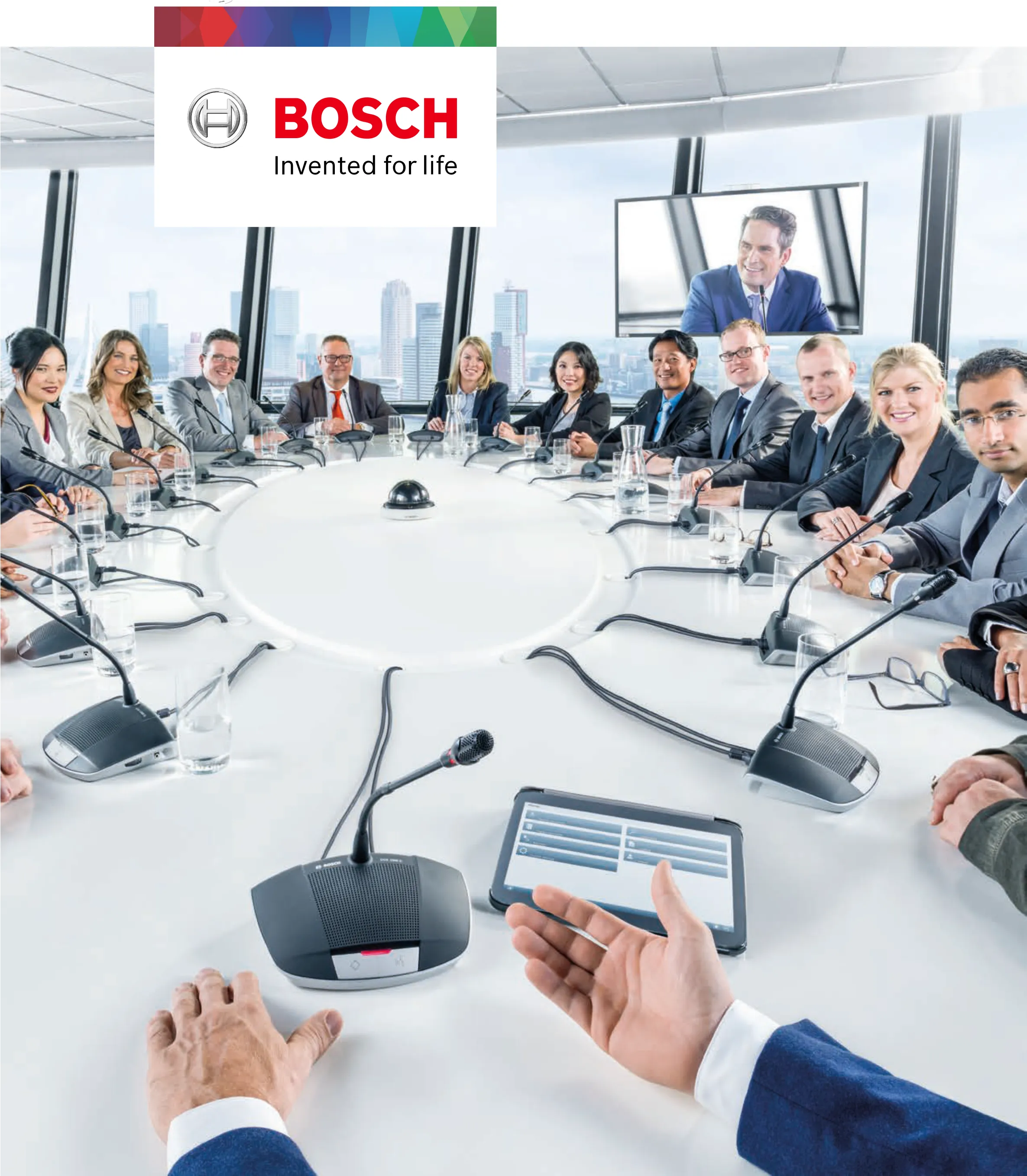 Bosch CCS 1000 D digital discussion system in a boardroom meeting