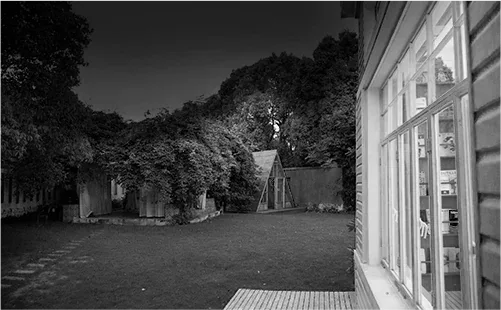 EZVIZ H8c Pro black and white night vision