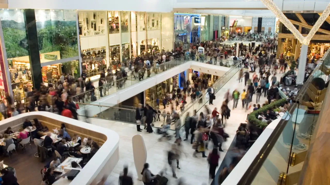 Shopping mall illustrating PRAESENSA public address applications